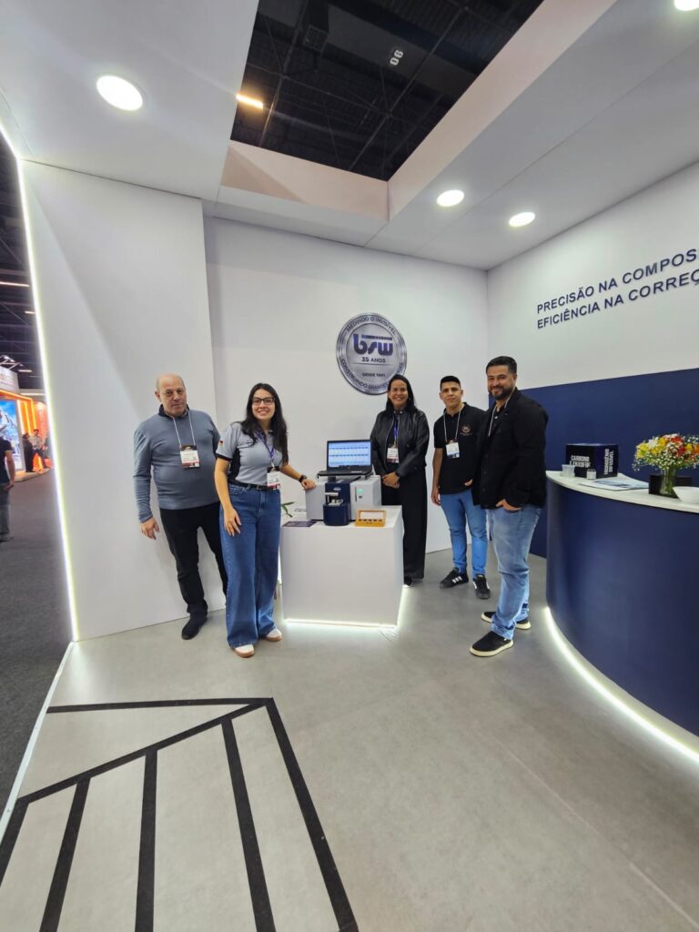 Soluções para análise química e controle da qualidade de metais